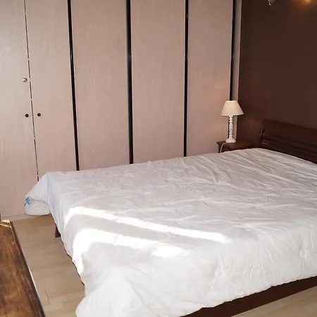 13 Lou Veno Lejlighed